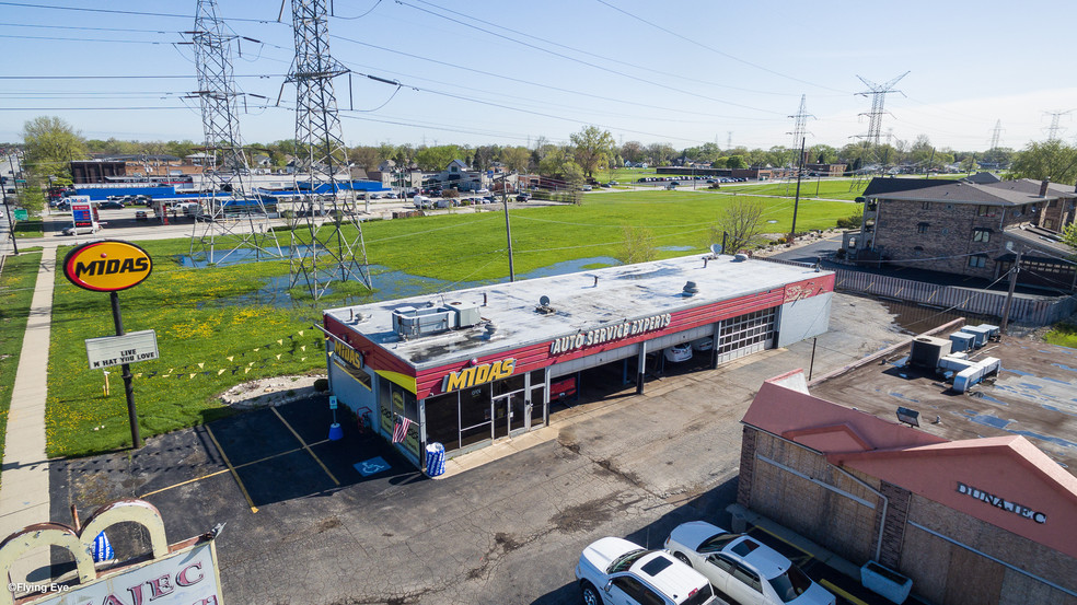 8333 S Harlem Ave, Bridgeview, IL for sale - Aerial - Image 1 of 1