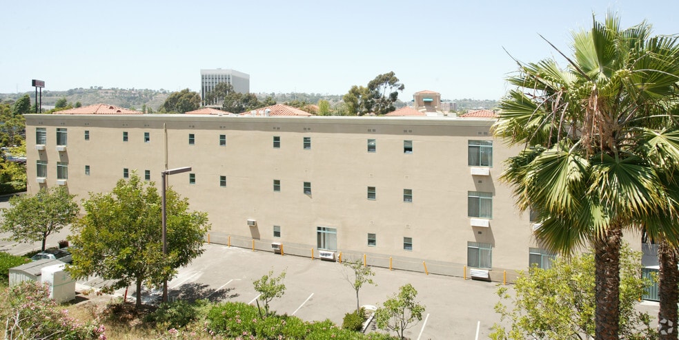 631 Camino del Rio S, San Diego, CA for sale - Building Photo - Image 2 of 14