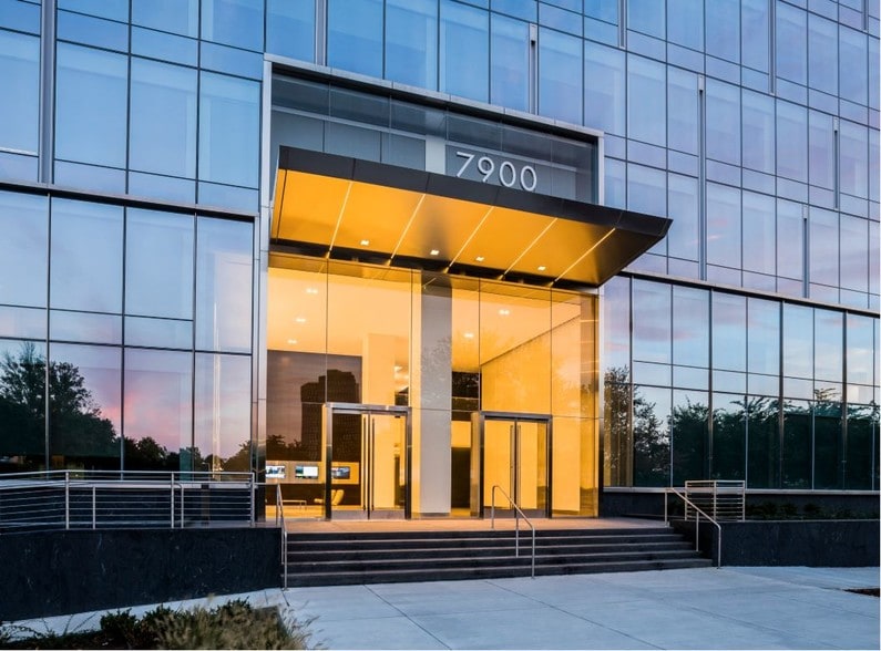 7900 Westpark Dr, McLean, VA for lease - Building Photo - Image 1 of 1