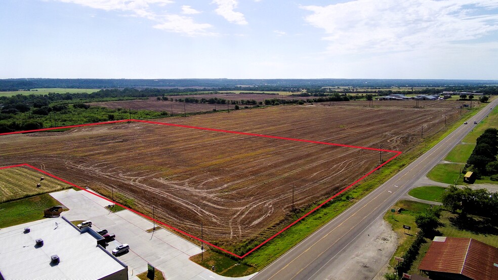 6 Hwy, Clifton, TX for sale - Building Photo - Image 3 of 8