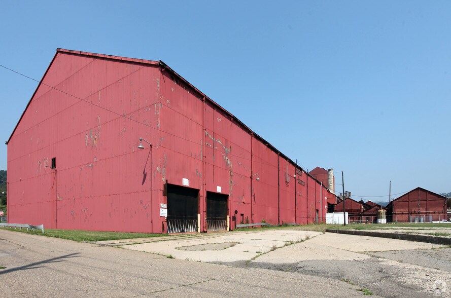 1001 Main St, Martins Ferry, OH for lease - Building Photo - Image 2 of 2