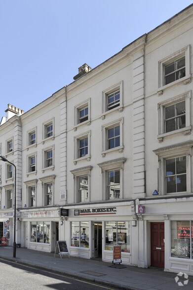 10-11 Great Russell St, London for sale - Primary Photo - Image 1 of 1