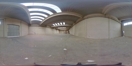 Industrial in Tarragona, Tarragona for lease Interior Photo- Image 2 of 3