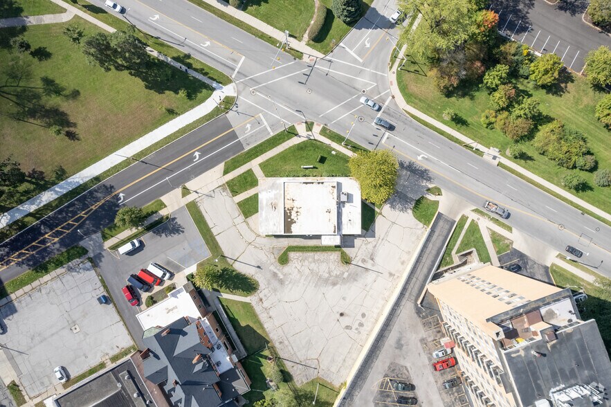 1910 Collingwood Blvd, Toledo, OH 43604 Office/Retail for Lease