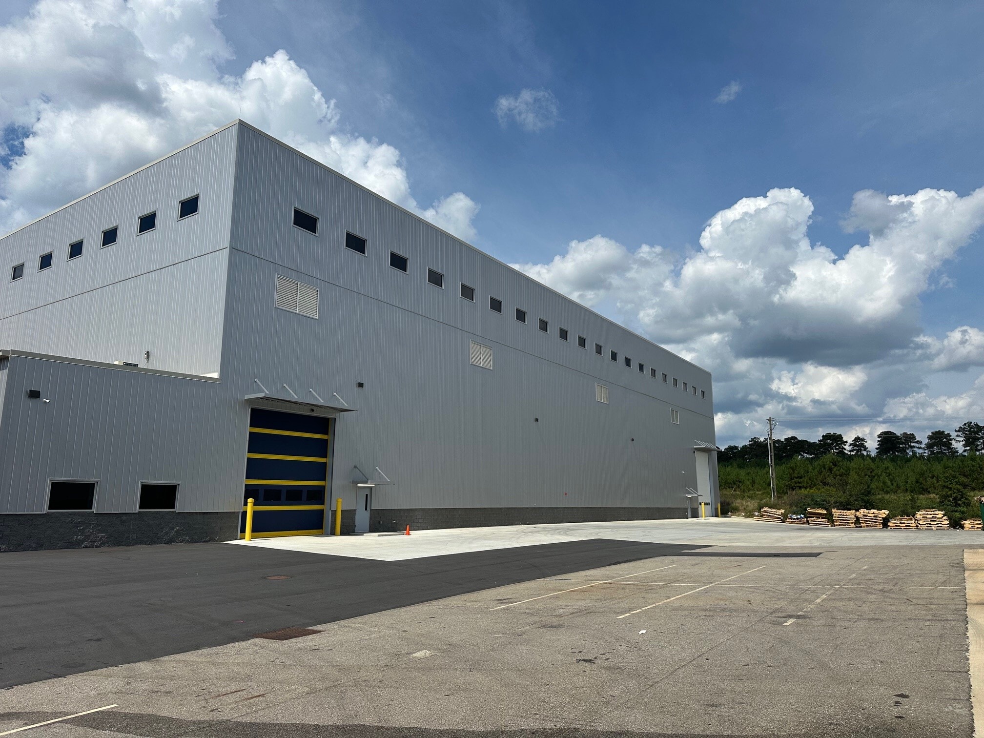 600 Fox Run Ave, Opelika, AL for lease Interior Photo- Image 1 of 5