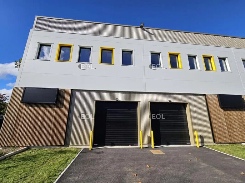 Flex in Fresnes for lease - Building Photo - Image 3 of 28