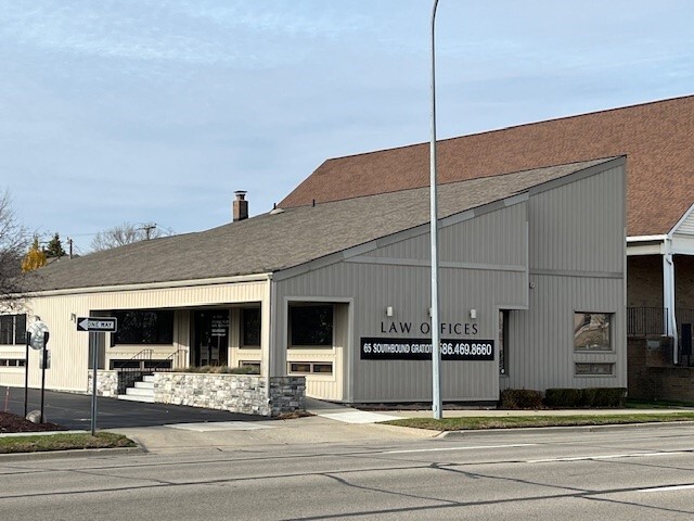 65 Southbound Gratiot Ave, Mount Clemens, MI for sale - Building Photo - Image 1 of 8