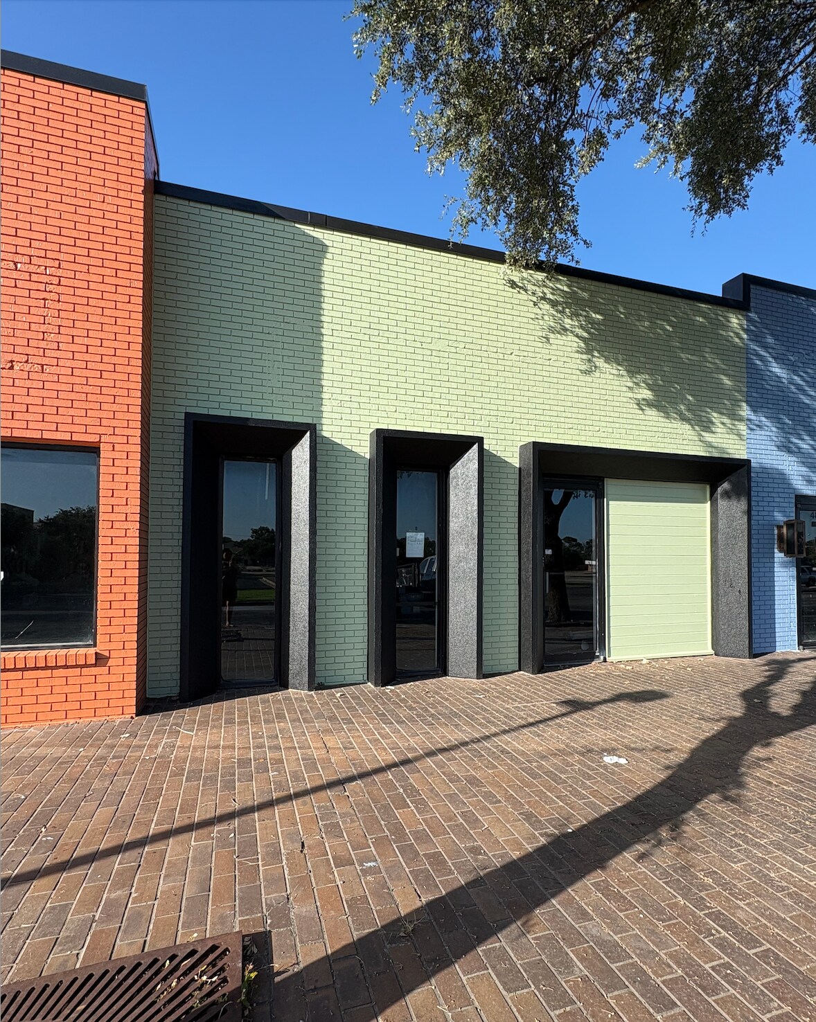 455-499 W Harwood Rd, Hurst, TX for lease Building Photo- Image 1 of 2