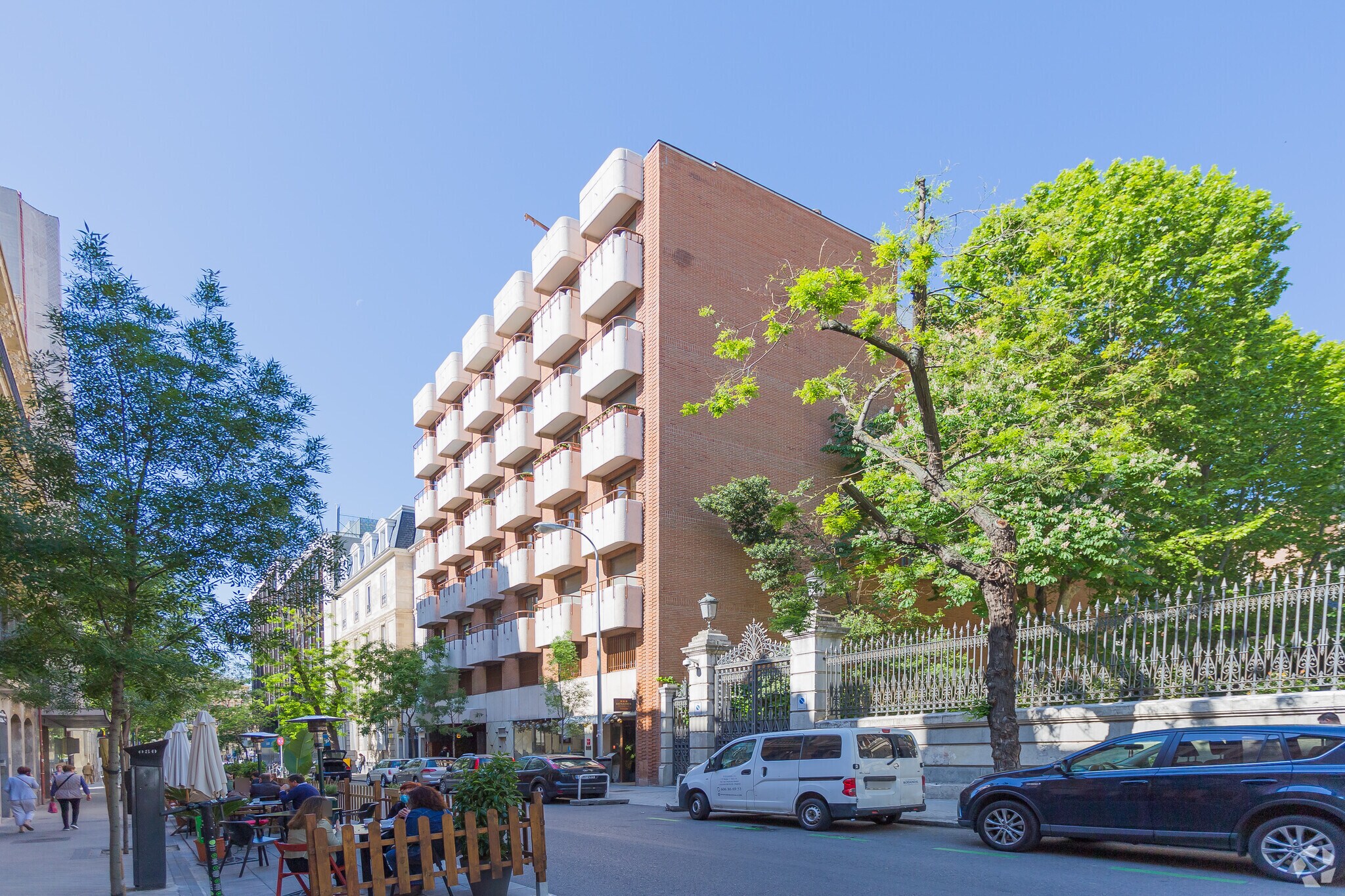 Multifamily in Madrid, Madrid for sale Building Photo- Image 1 of 1