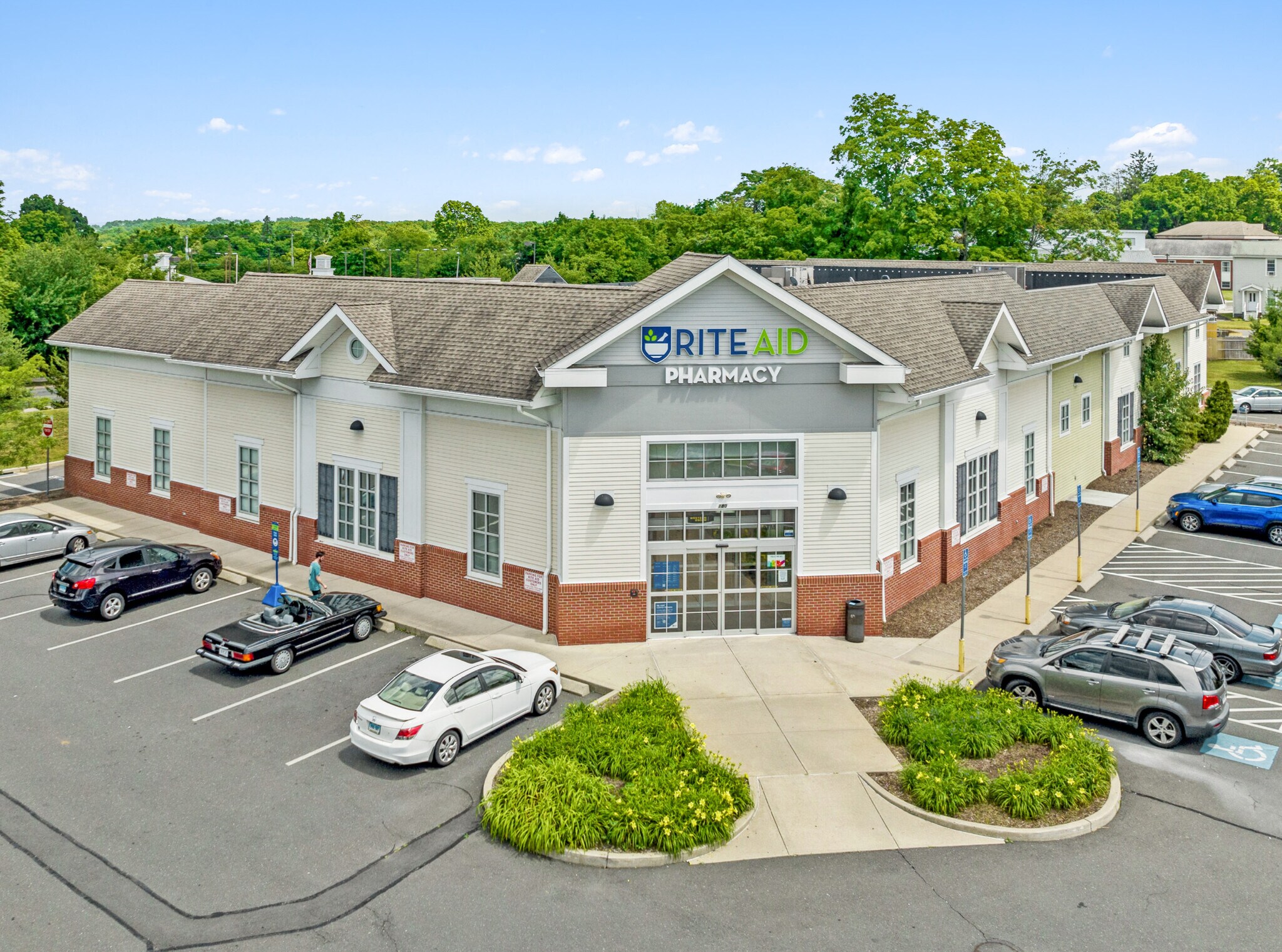 180 Main St, Cheshire, CT for sale Building Photo- Image 1 of 1