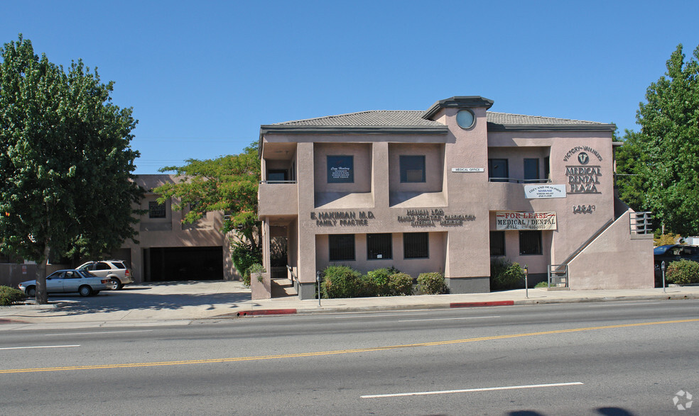 14649 Victory Blvd, Van Nuys, CA for sale - Primary Photo - Image 1 of 1