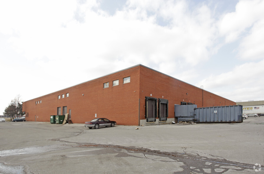 94-100 Carrier Dr, Toronto, ON for lease - Building Photo - Image 2 of 2