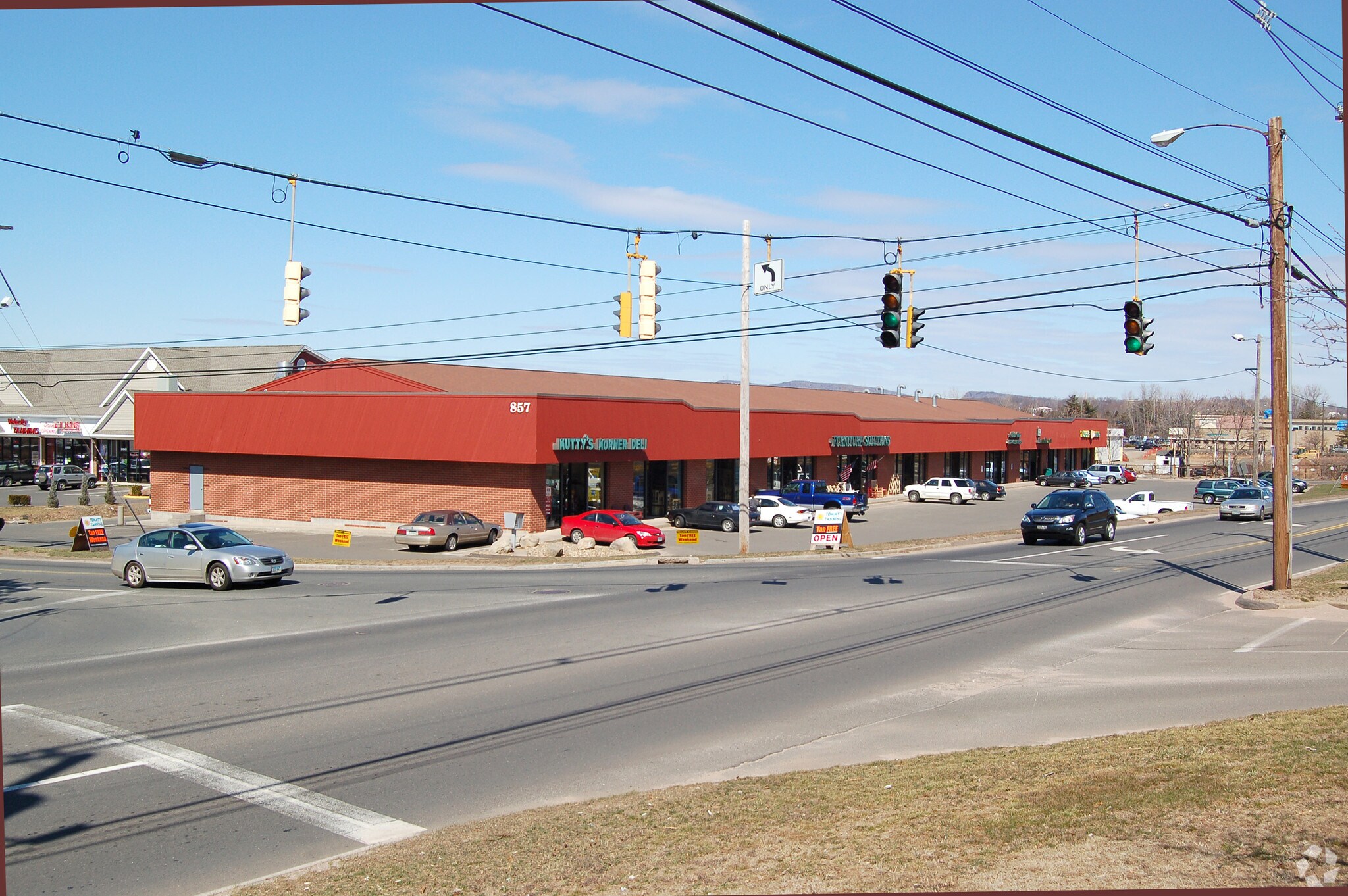 857 N Main St, Wallingford, CT for sale Primary Photo- Image 1 of 1