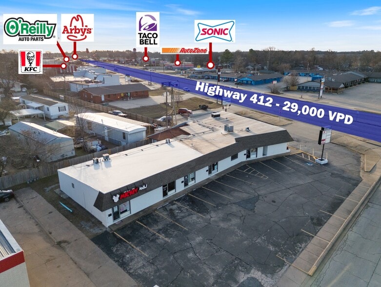 885 S Dogwood St, Siloam Springs, AR for lease - Building Photo - Image 2 of 19