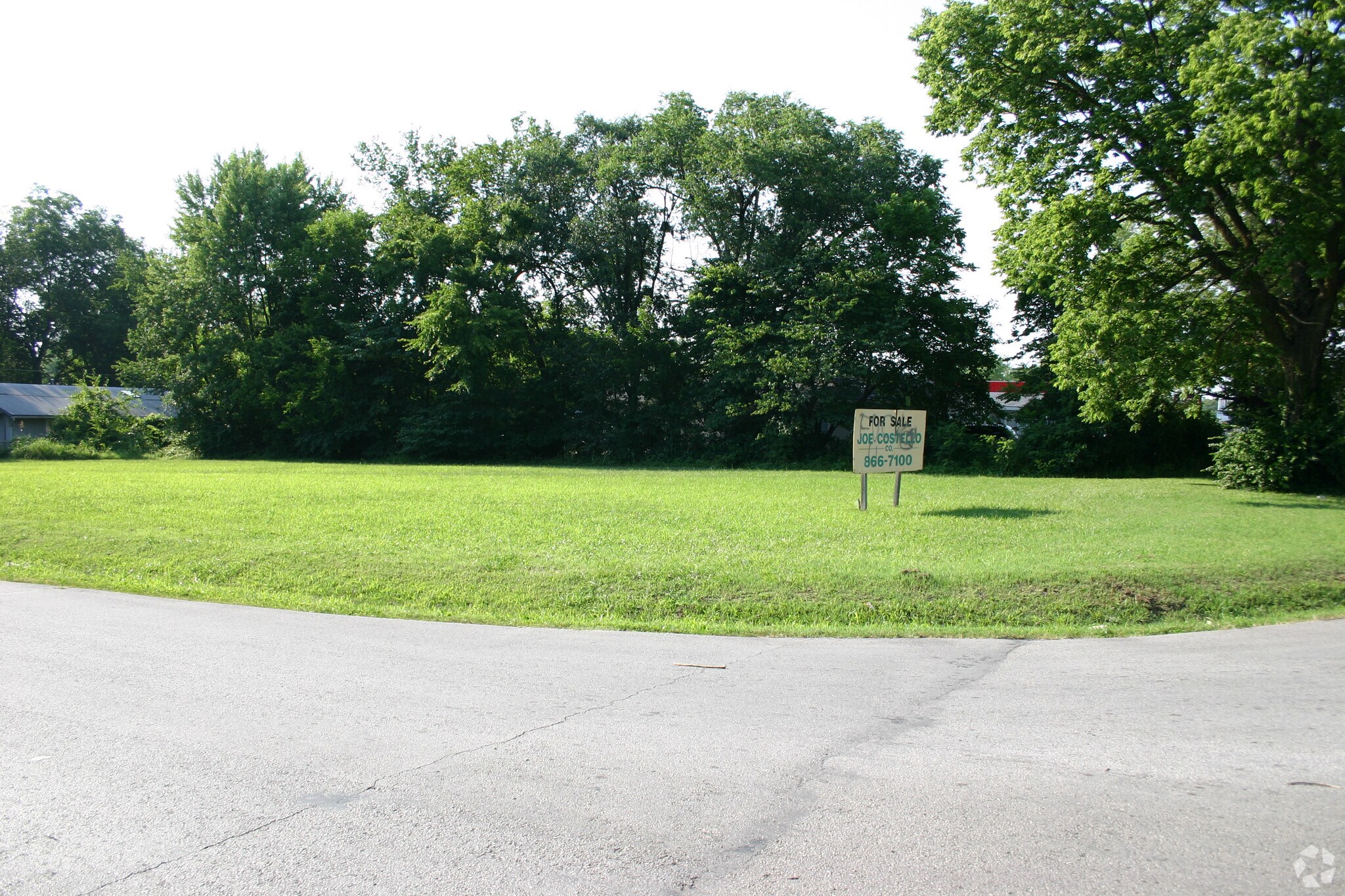 Scenic & Madison, Springfield, MO for sale Primary Photo- Image 1 of 1