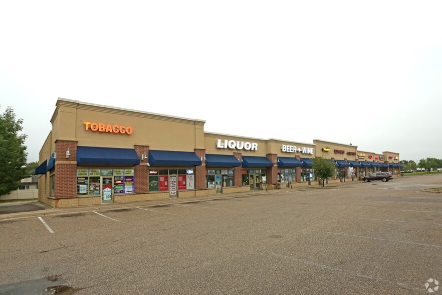 6930 Brooklyn Blvd, Minneapolis, MN for lease - Building Photo - Image 3 of 8