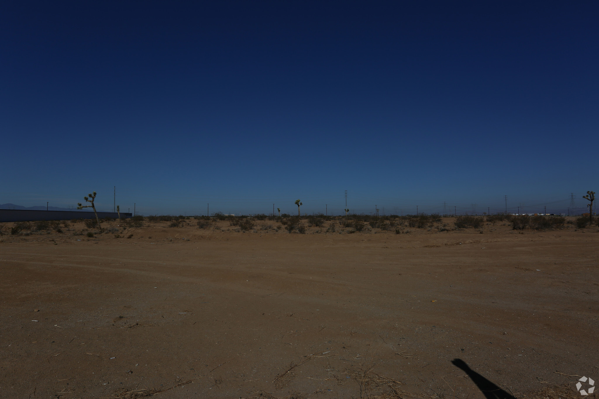 Adelanto Rd, Adelanto, CA for sale Primary Photo- Image 1 of 1