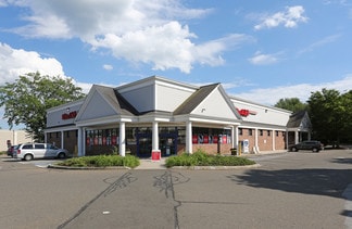 More details for 588 Main St, East Haven, CT - Retail for Sale