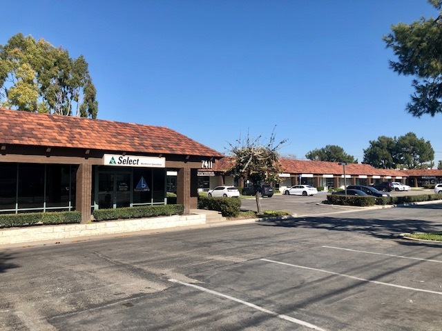 7411 Garden Grove Blvd, Garden Grove, CA for lease - Building Photo - Image 1 of 5