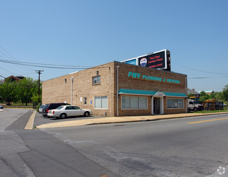 4800 Baltimore Ave, Hyattsville, MD for lease - Primary Photo - Image 1 of 2