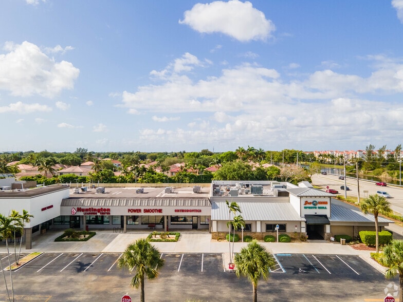 9900-10090 Pines Blvd, Pembroke Pines, FL for lease - Building Photo - Image 3 of 12