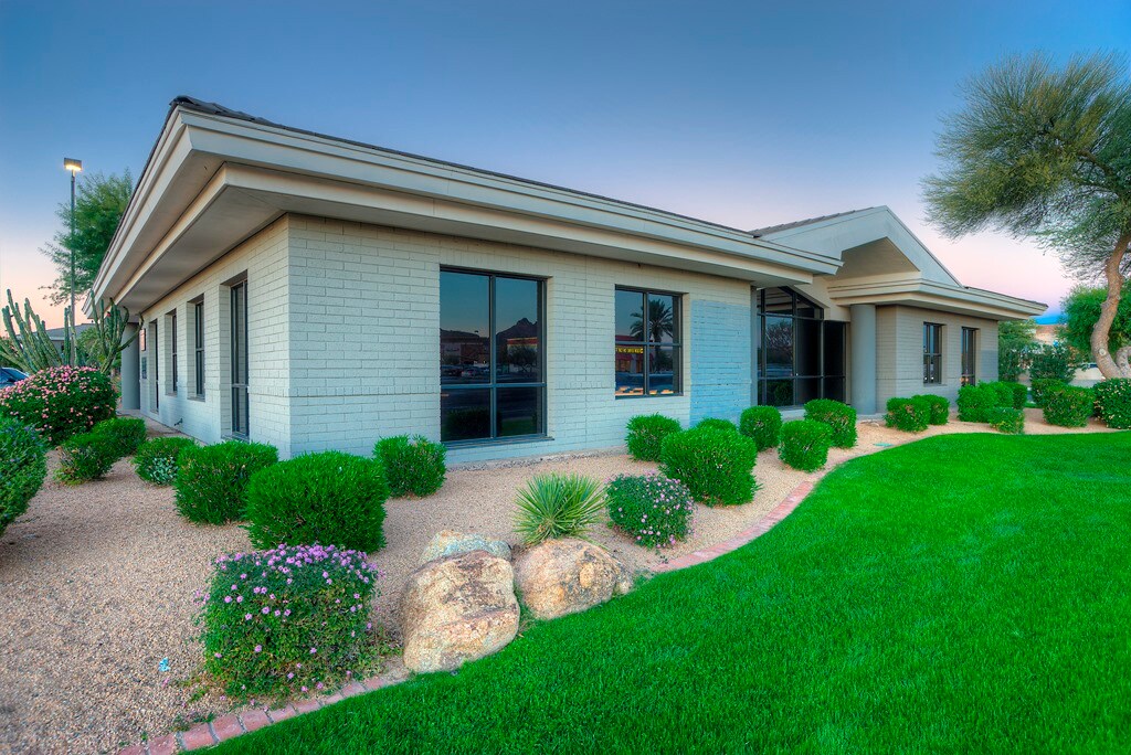 702 E Bell Rd, Phoenix, AZ for sale Primary Photo- Image 1 of 9