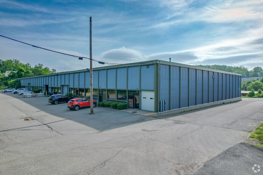 600-611 Parkway View Dr, Pittsburgh, PA for lease - Building Photo - Image 2 of 4