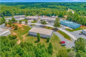 1011 Society Ln, Fort Mill, SC for lease Interior Photo- Image 2 of 15