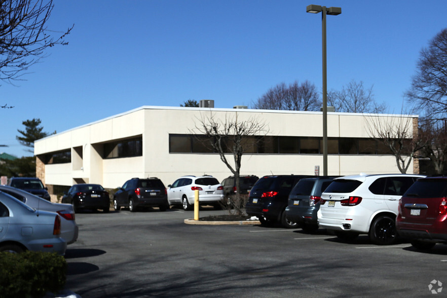 10 Leopard Rd, Paoli, PA for lease - Building Photo - Image 2 of 3