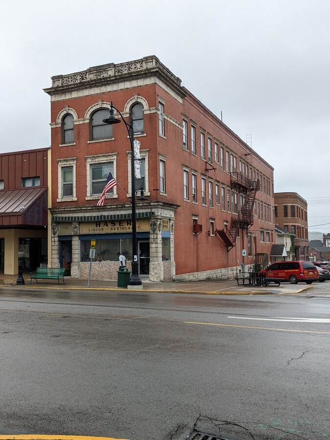 126 N Main St, Butler, PA 16001