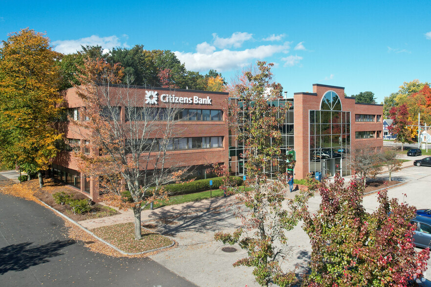 835 Hanover St, Manchester, NH for lease - Building Photo - Image 3 of 4