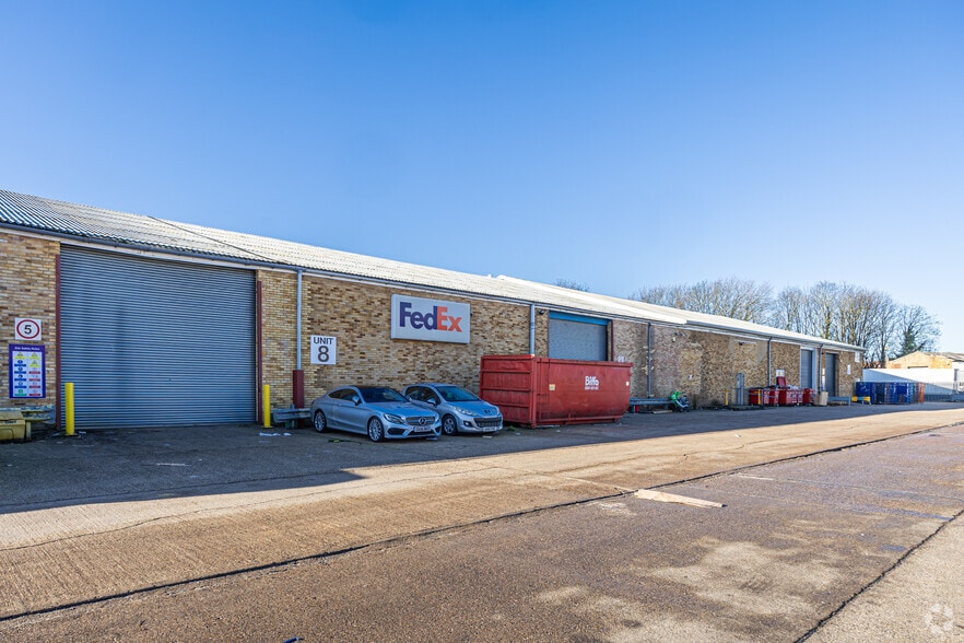 Cranford Way, London for sale - Primary Photo - Image 1 of 1