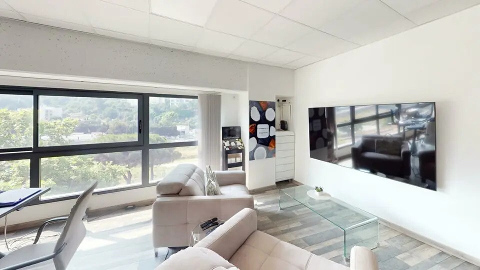 Office in Nice for lease - Interior Photo - Image 3 of 8