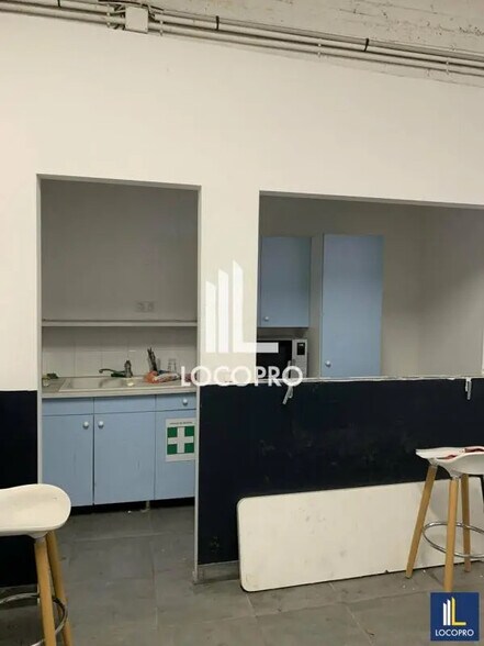 Flex in La Turbie for lease - Building Photo - Image 2 of 13