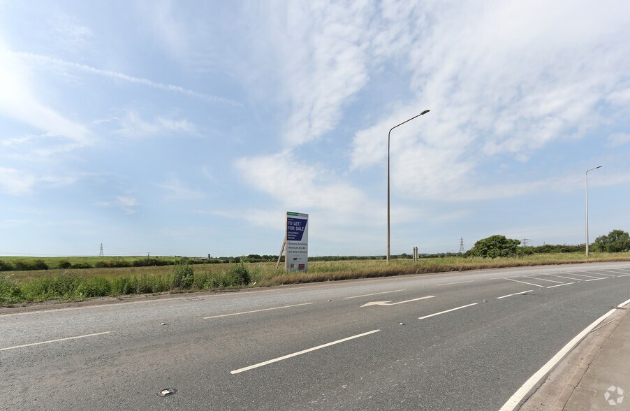 Kings Rd, Immingham for sale - Building Photo - Image 1 of 6