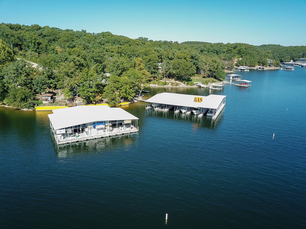 17 Aschoff Rd, Eldon, MO 65026