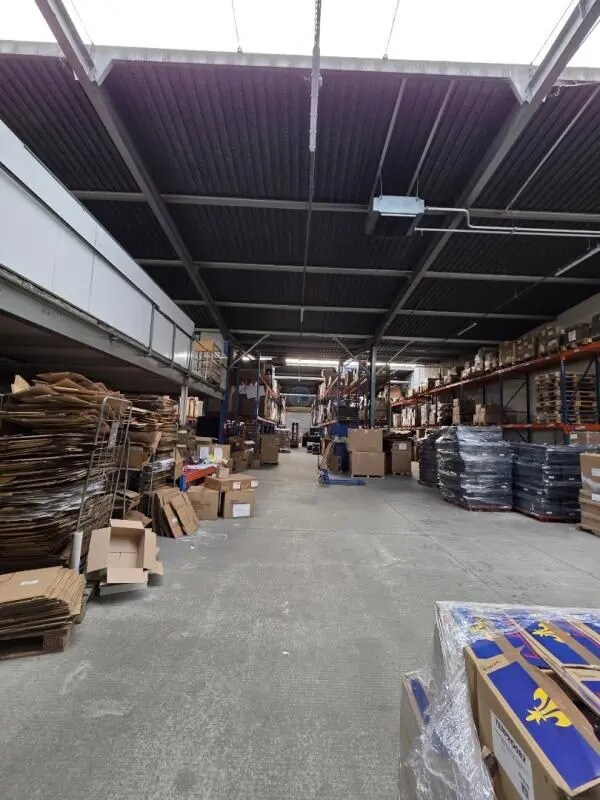 Flex in Ingré for lease Interior Photo- Image 1 of 6