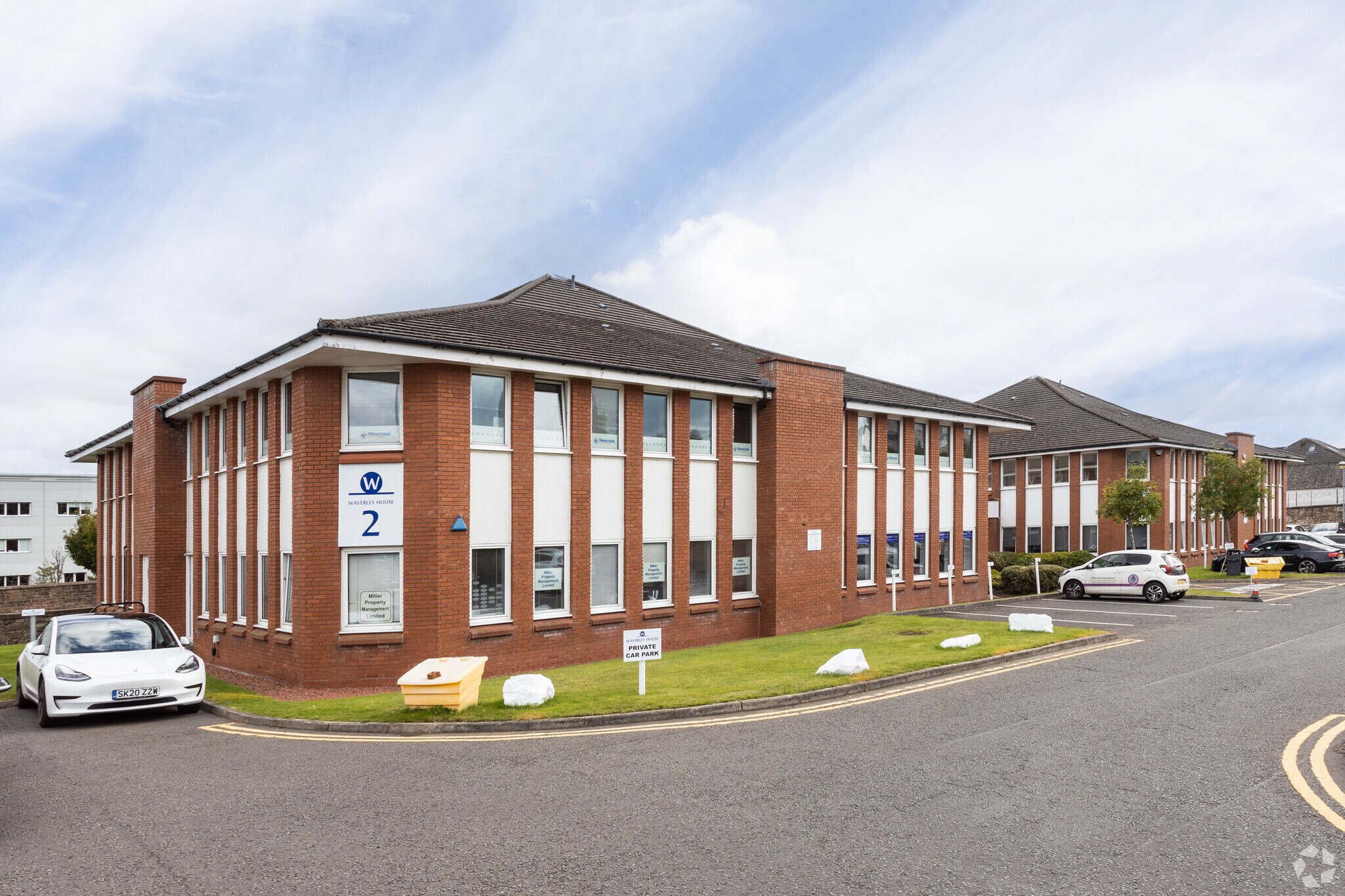 8 Caird Park, Hamilton for sale Primary Photo- Image 1 of 1