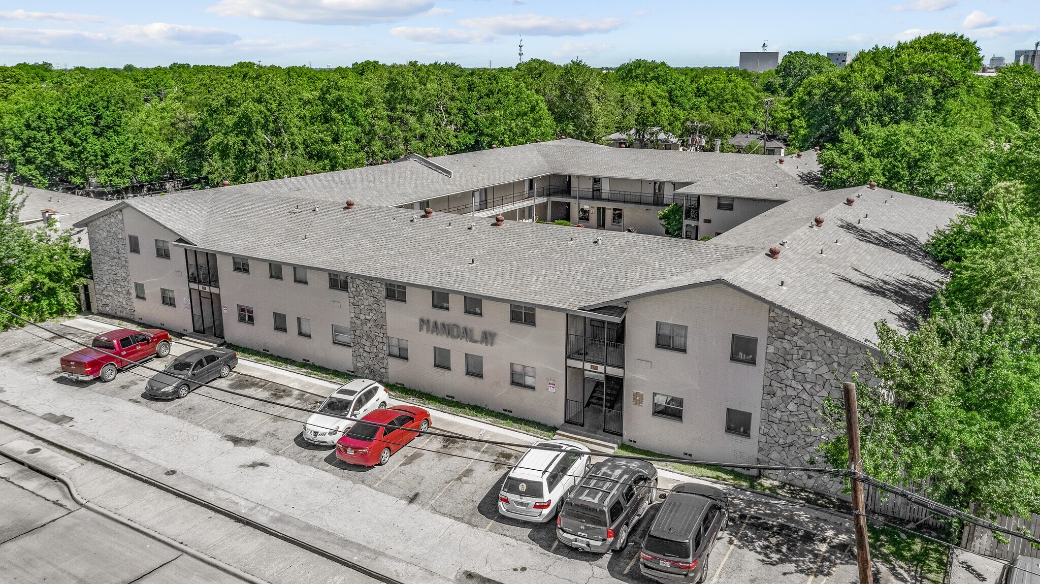 821 E 6th St, Irving, TX for sale Primary Photo- Image 1 of 1