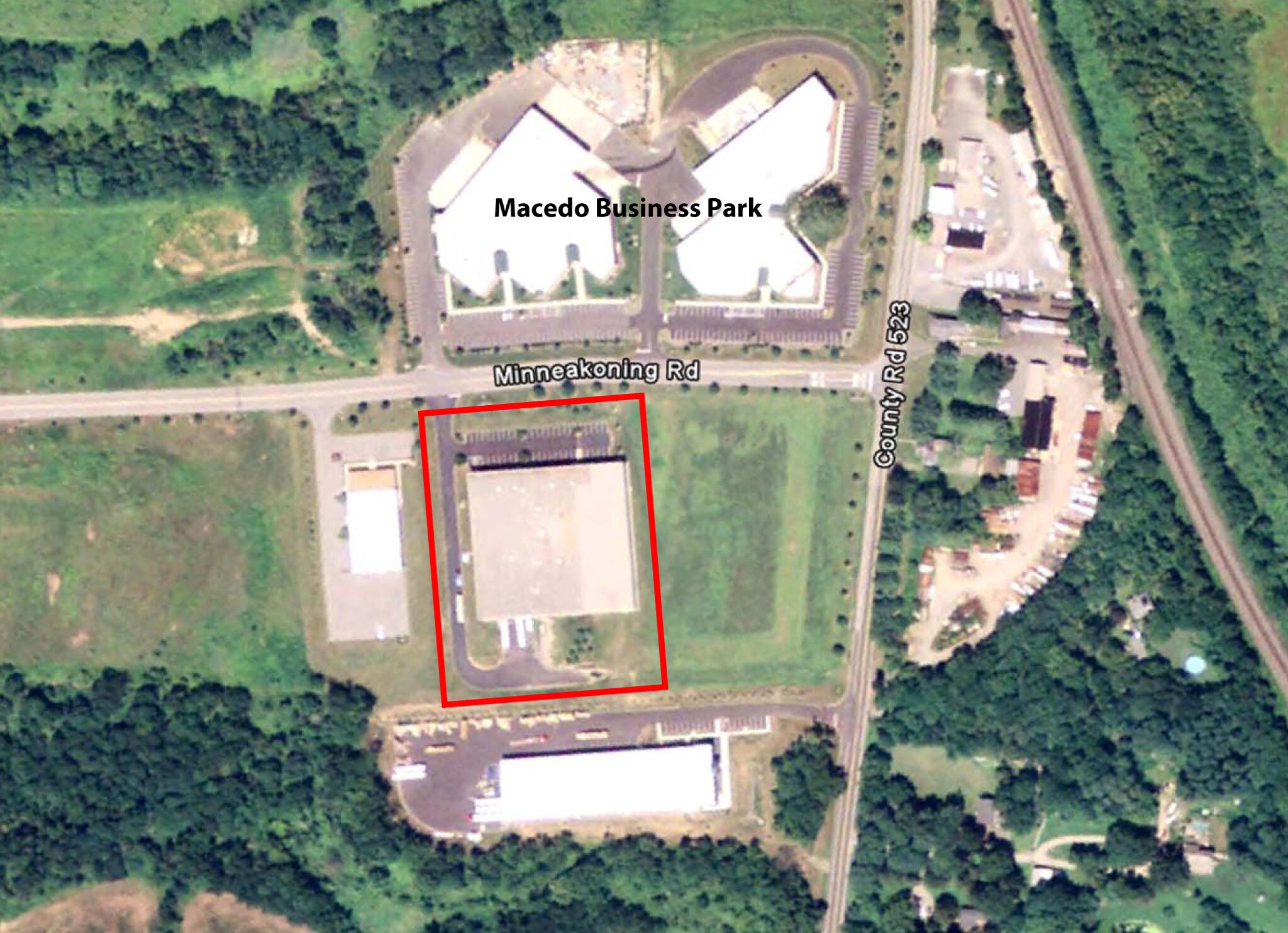 24 Minneakoning Rd, Flemington, NJ for sale Primary Photo- Image 1 of 1