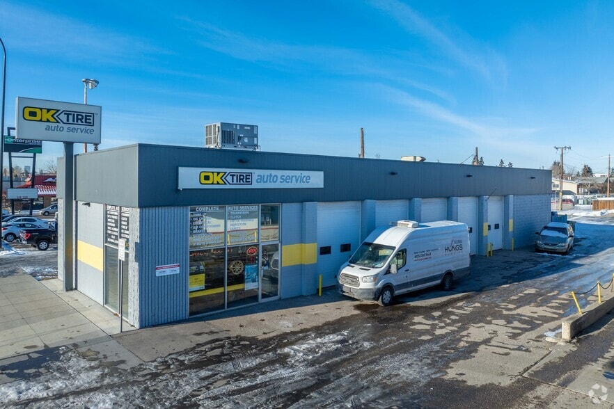 4814 17th Ave SE, Calgary, AB for sale - Building Photo - Image 1 of 1