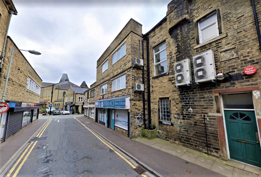 18-20 Bethel St, Brighouse for sale - Building Photo - Image 2 of 12