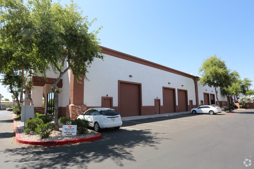 3245 N Arizona Ave, Chandler, AZ for lease - Building Photo - Image 3 of 13