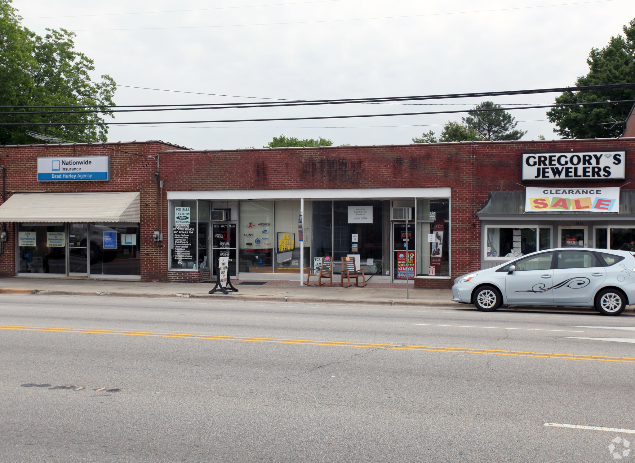 1011 S Main St, Lillington, NC for sale Primary Photo- Image 1 of 1