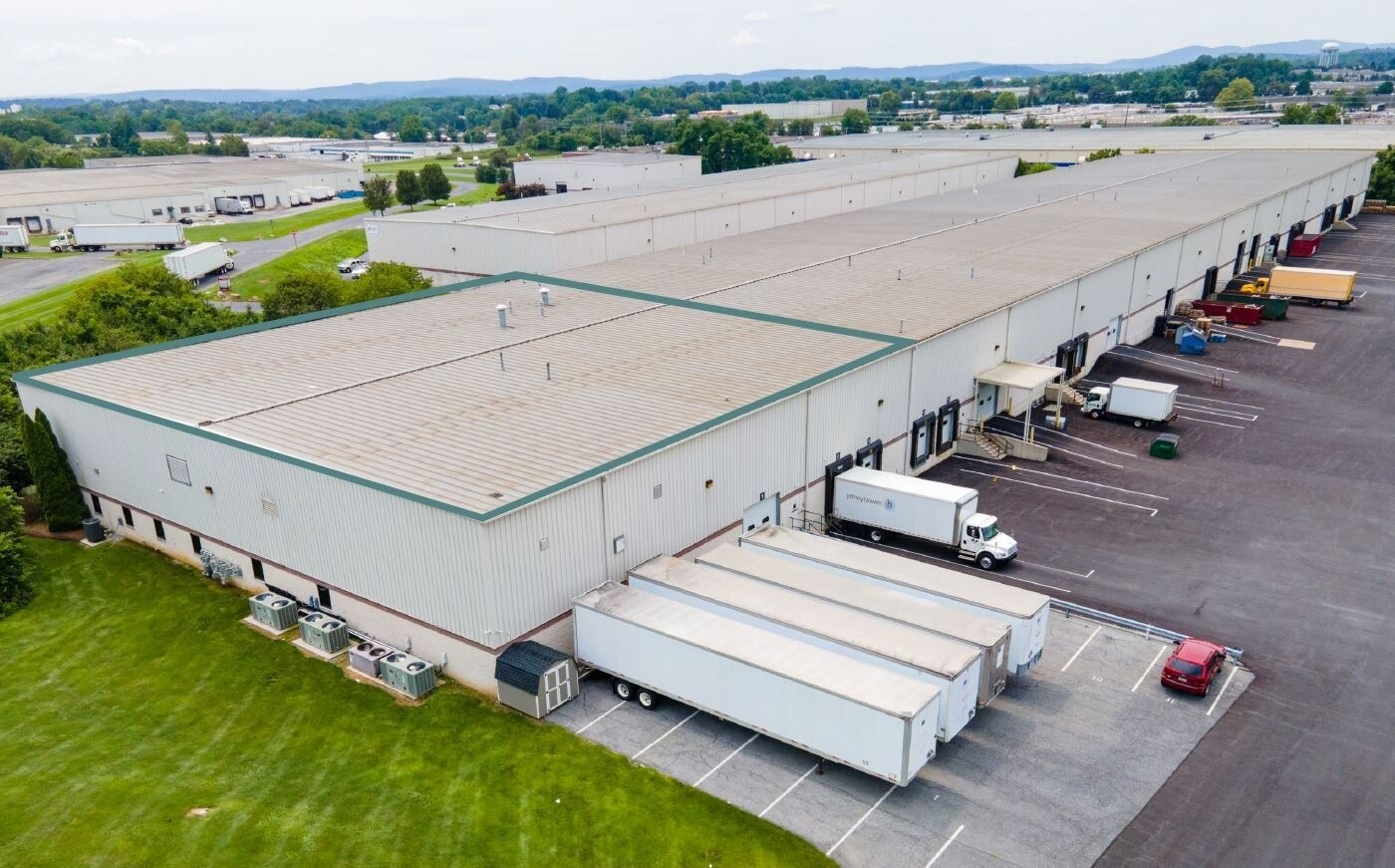 100 Corporate Dr, Reading, PA for lease Building Photo- Image 1 of 1