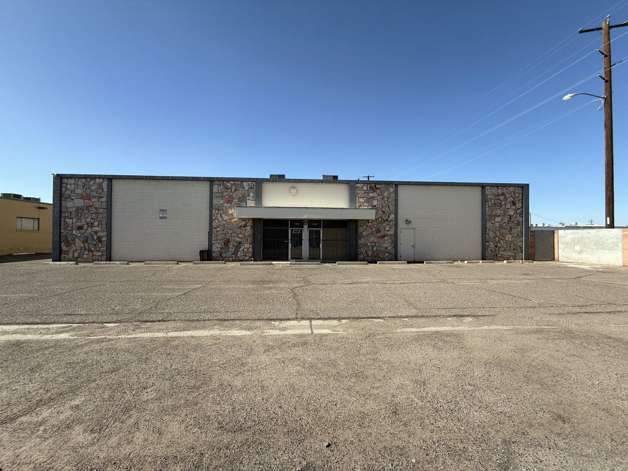 3384 W Osborn Rd, Phoenix, AZ for lease Building Photo- Image 1 of 3