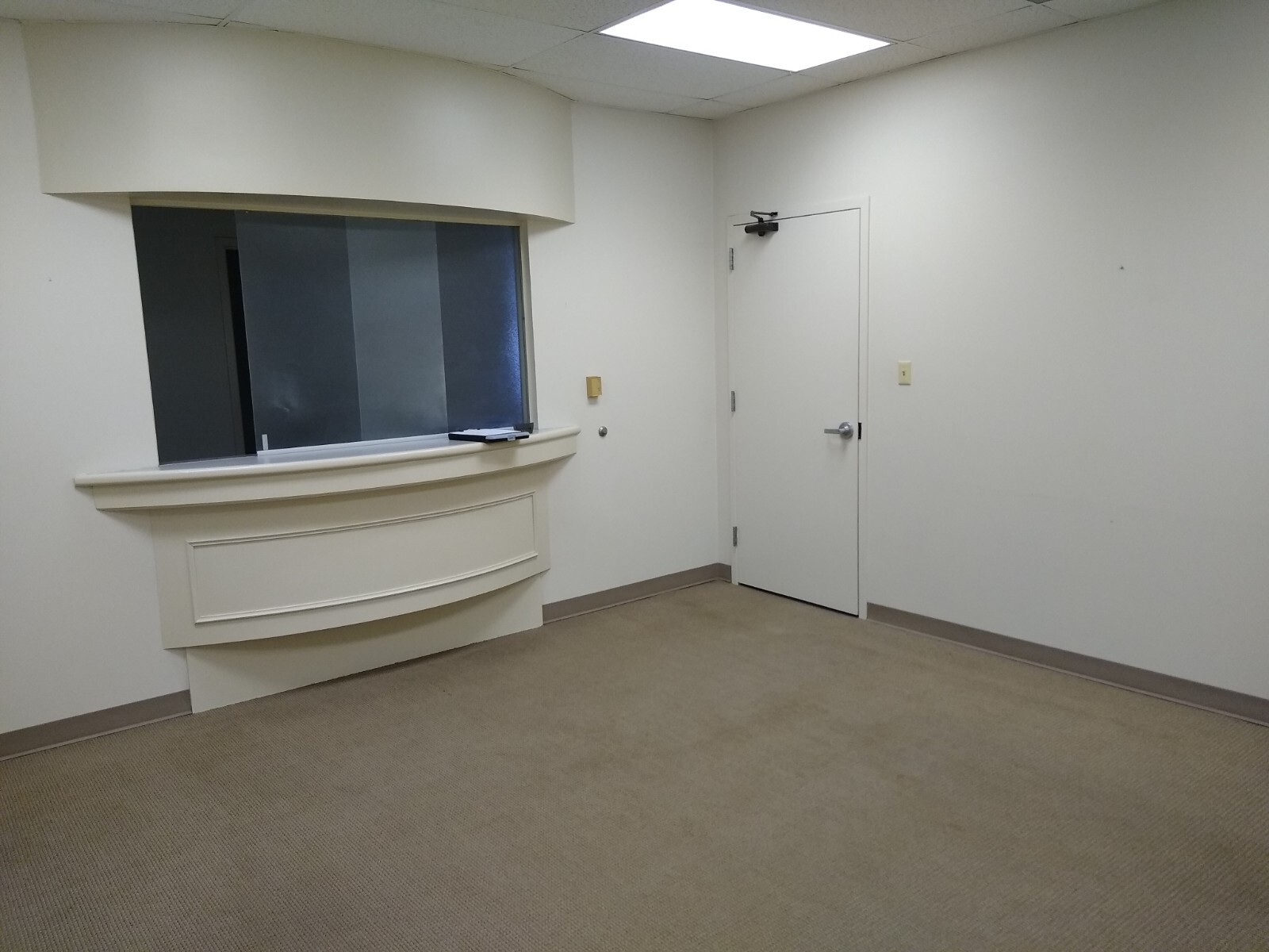 500 S University Ave, Little Rock, AR for lease Interior Photo- Image 1 of 8