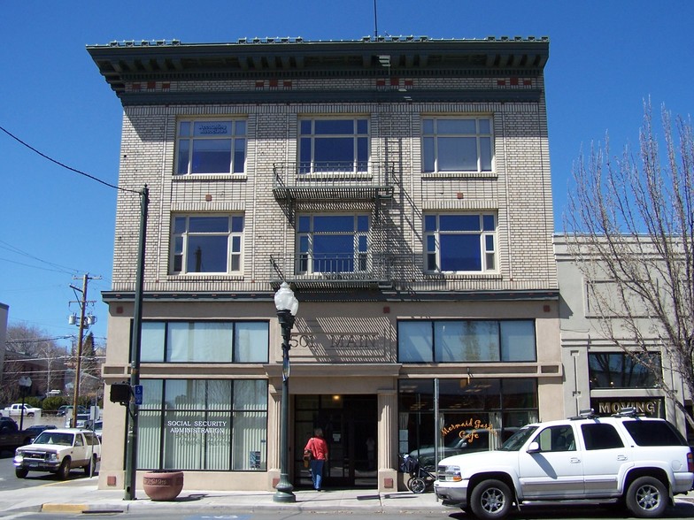 501-511 Main St, Klamath Falls, OR for lease - Building Photo - Image 3 of 10