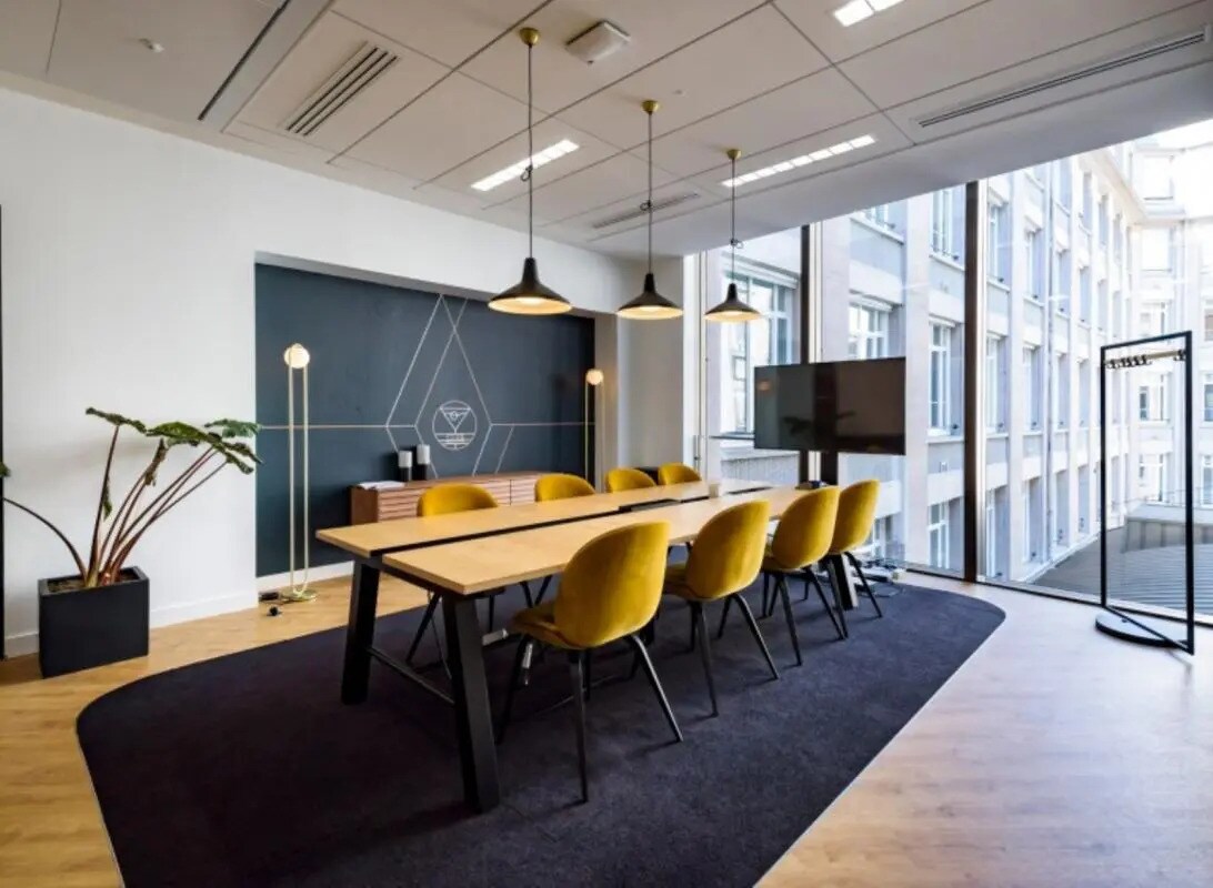 15-21 Rue Traversière, Paris for lease Building Photo- Image 1 of 7