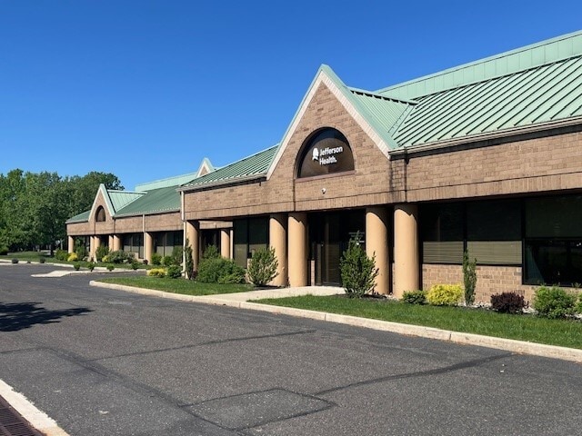 400 Laurel Oak Rd, Voorhees, NJ for lease - Building Photo - Image 1 of 10